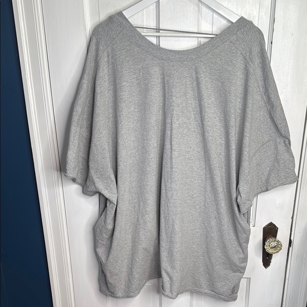 Free People Movement Gray Oversized Top with pockets W1259 Sz L
